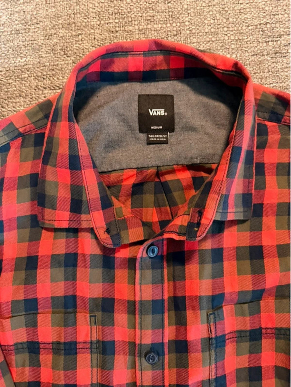 Vans Men's Medium Red and Black Plaid Button-Up Shirt
